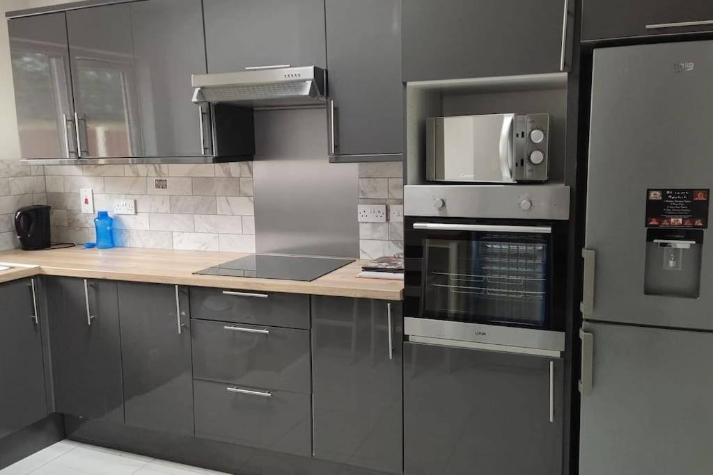 Studio With Private Kitchen Dublin Exterior foto